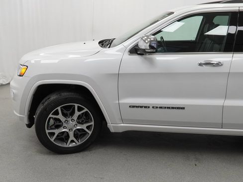 Used 2021 Jeep Grand Cherokee Overland image 17