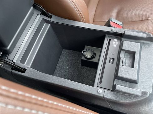 Certified 2023 Subaru Outback Touring XT image 34