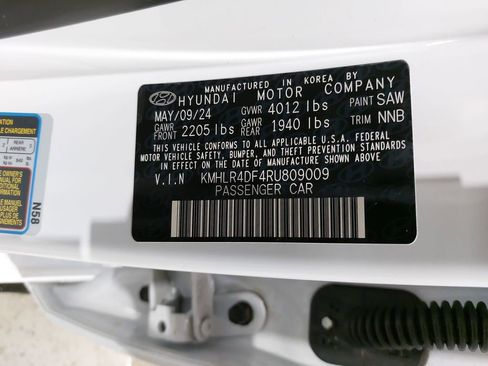 Certified 2024 Hyundai Elantra N Line image 37