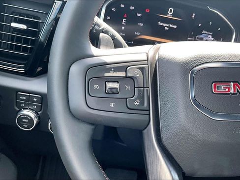 Used 2026 GMC Sierra 1500 AT4X w/ LPO, Black Badging Package AWD/4WD image 19