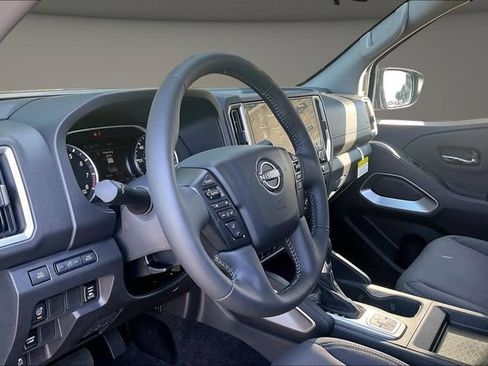 New 2026 Nissan Frontier SV w/ SV Convenience Package AWD/4WD image 7