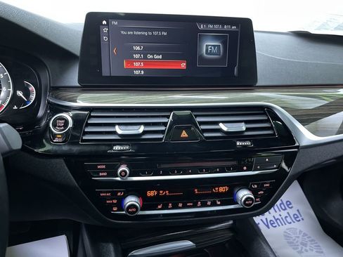 Used 2018 BMW 530i xDrive image 21