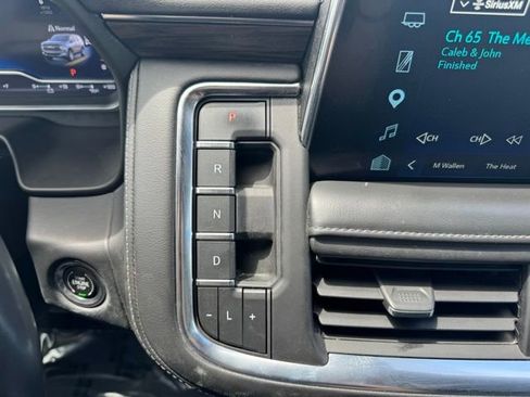 Used 2022 Chevrolet Suburban Z71 AWD/4WD image 14