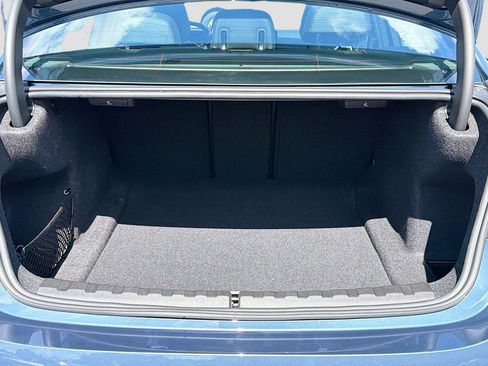 Used 2025 BMW 330i Sedan RWD image 12