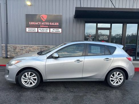 Used 2013 MAZDA MAZDA3 i Grand Touring FWD image 2