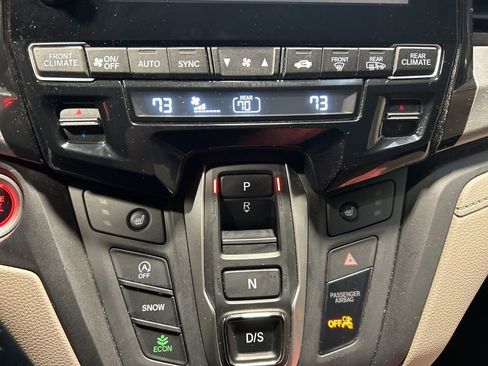 Used 2020 Honda Odyssey EX image 19
