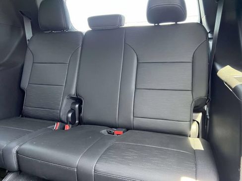 Used 2026 Buick Enclave Sport Touring w/ Power Package AWD/4WD image 15
