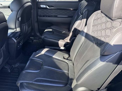 Used 2022 Hyundai Palisade Calligraphy image 15