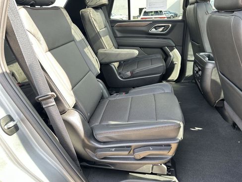 Used 2024 Chevrolet Tahoe High Country image 30