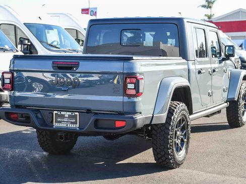 New 2026 Jeep Gladiator Sport image 4