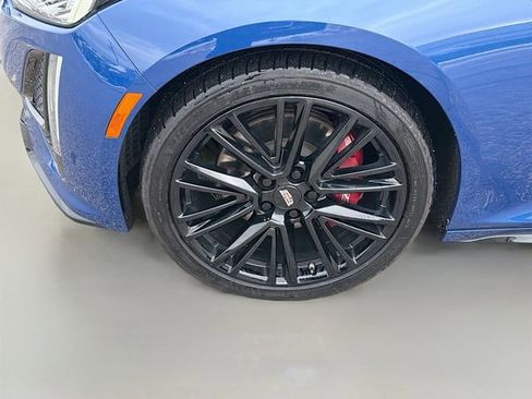 Used 2020 Cadillac CT5 V w/ Premium Package image 32