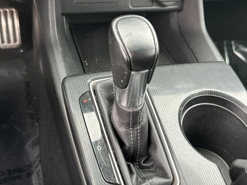 Used 2022 Honda Civic Sport image 23