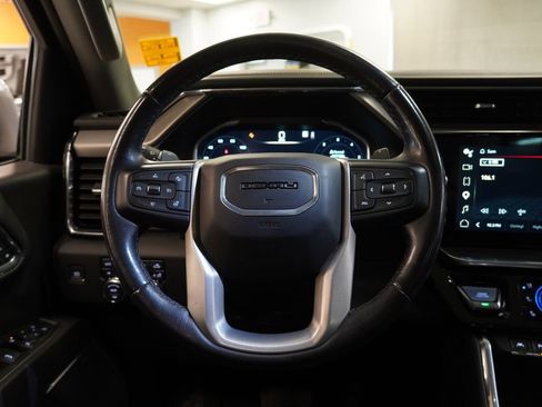 Used 2023 GMC Sierra 1500 Denali AWD/4WD image 19