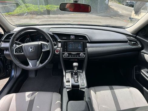 Used 2017 Honda Civic EX image 11