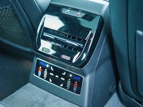 New 2026 Audi A6 Premium Plus AWD/4WD image 19