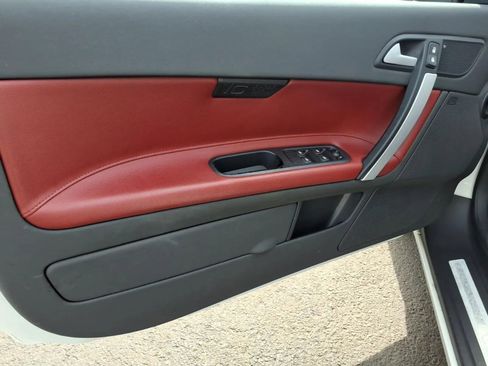 Used 2013 Volvo C70 T5 image 16