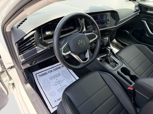 Used 2023 Volkswagen Jetta SE FWD image 24