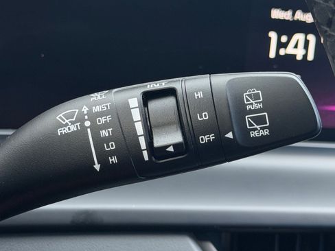 Certified 2025 Kia Seltos EX AWD/4WD image 33