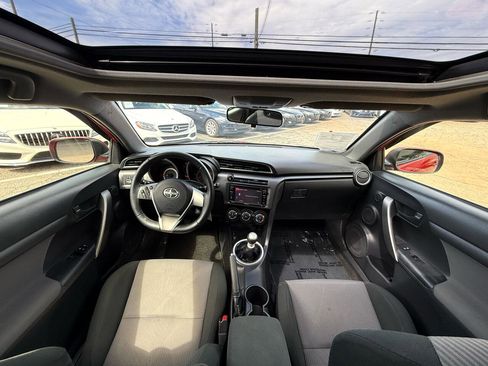 Used 2015 Scion tC image 2