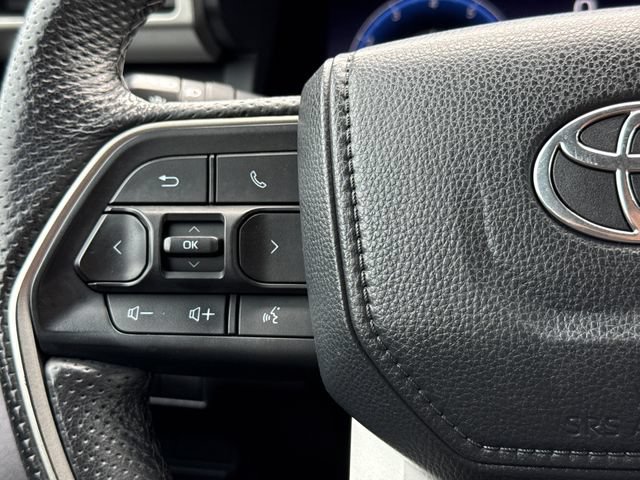 Used 2024 Toyota Tacoma TRD Off-Road AWD/4WD image 28