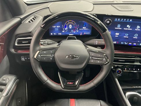 Used 2024 Chevrolet Traverse RS image 4