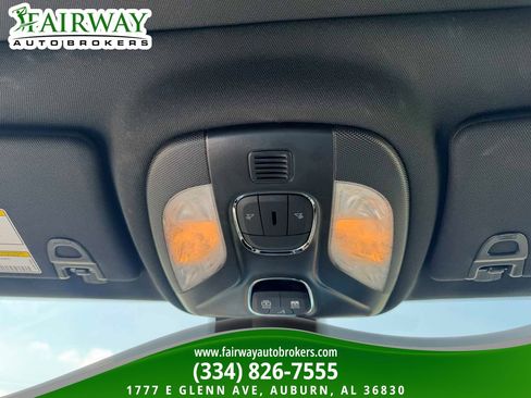 Used 2023 Jeep Compass Latitude w/ Sun and Sound Group image 23