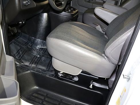Used 2024 Chevrolet Express 2500 w/ Driver Convenience Package RWD image 20