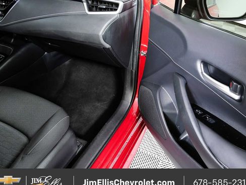 Used 2024 Toyota Corolla SE FWD image 23