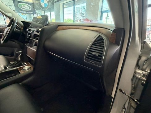 Used 2023 Nissan Armada SL w/ Captain's Chairs Package AWD/4WD image 43