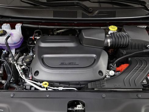 New 2026 Chrysler Pacifica Select image 29