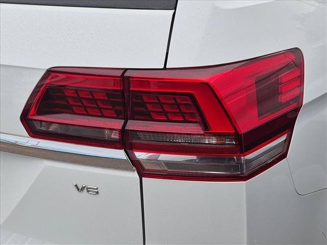 Used 2019 Volkswagen Atlas SEL FWD image 12