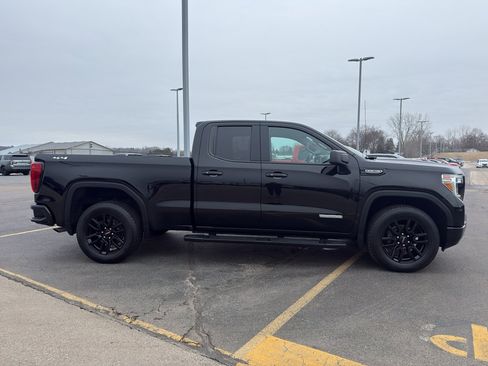 Used 2021 GMC Sierra 1500 Elevation w/ LPO, Elevation Black Package image 4