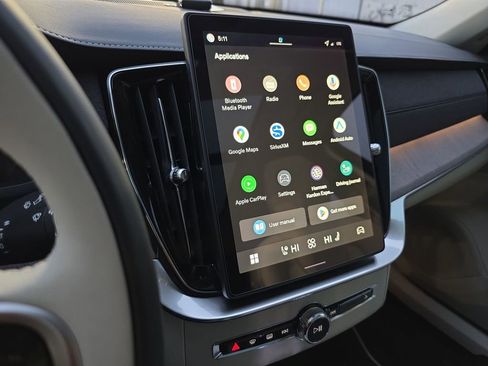 New 2026 Volvo XC90 B6 Ultra w/ Protection Package image 24