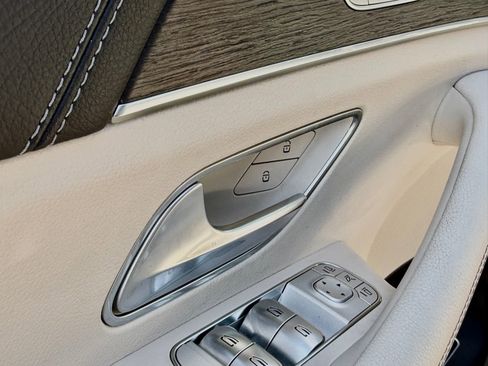 Used 2025 Mercedes-Benz GLE 350 4MATIC image 24