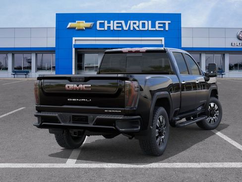 New 2026 GMC Sierra 2500 Denali w/ Denali Reserve Package image 4
