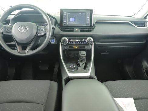 Used 2022 Toyota RAV4 XLE w/ Convenience Package image 17