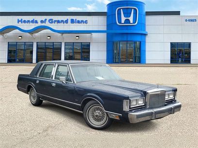 Used 1986 Lincoln Town Car Signature