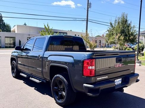 Used 2017 GMC Sierra 1500 SLE w/ SLE Value Package AWD/4WD image 7