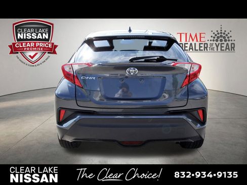 Used 2018 Toyota C-HR XLE FWD image 6