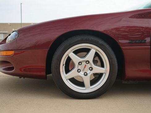 Used 2000 Chevrolet Camaro Z28 w/ Preferred Equipment Group 2 image 34