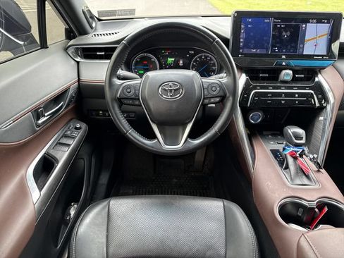 Used 2021 Toyota Venza Limited w/ Advanced Technology Package AWD/4WD image 19