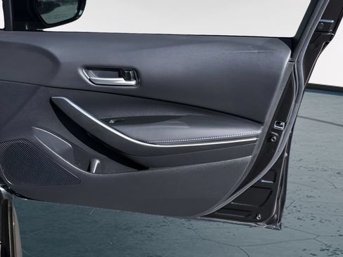 Used 2022 Toyota Corolla SE FWD image 29