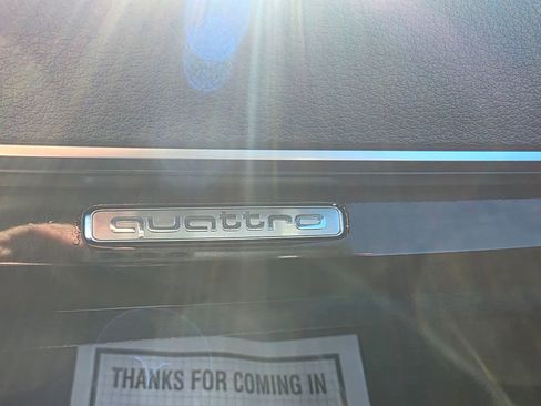 Used 2018 Audi Q5 2.0T Premium w/ Convenience Package image 26