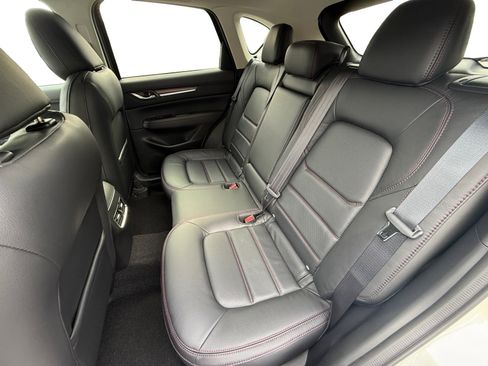New 2025 MAZDA CX-5 Carbon Edition image 16