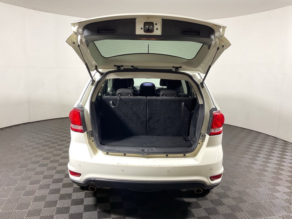 Used 2019 Dodge Journey SE w/ Premium Group AWD/4WD image 13