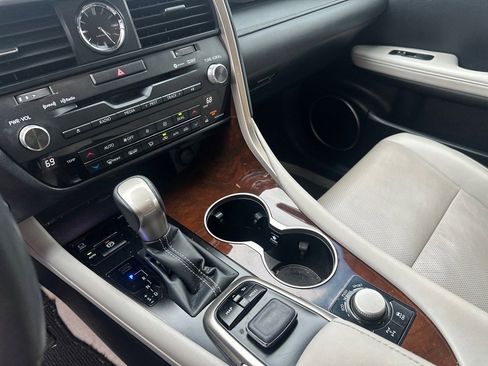 Used 2019 Lexus RX 350 AWD image 19