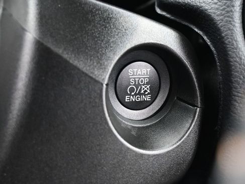 Used 2019 Jeep Compass Latitude w/ Popular Equipment Group image 27