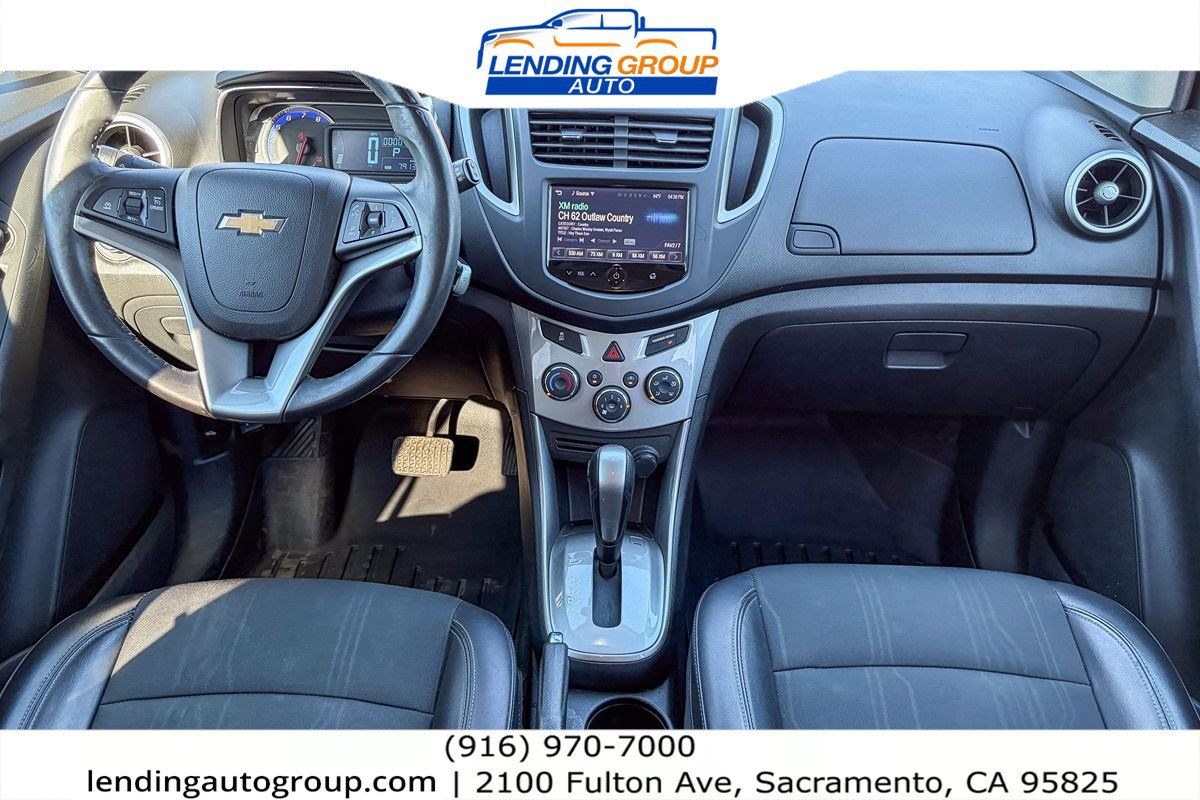 Used 2016 Chevrolet Trax LT w/ LT Convenience Package FWD image 11