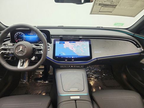 New 2026 Mercedes-Benz E 53 AMG e 4MATIC Sedan image 12