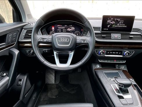 Used 2019 Audi Q5 2.0T Premium Plus w/ Premium Plus Package image 8